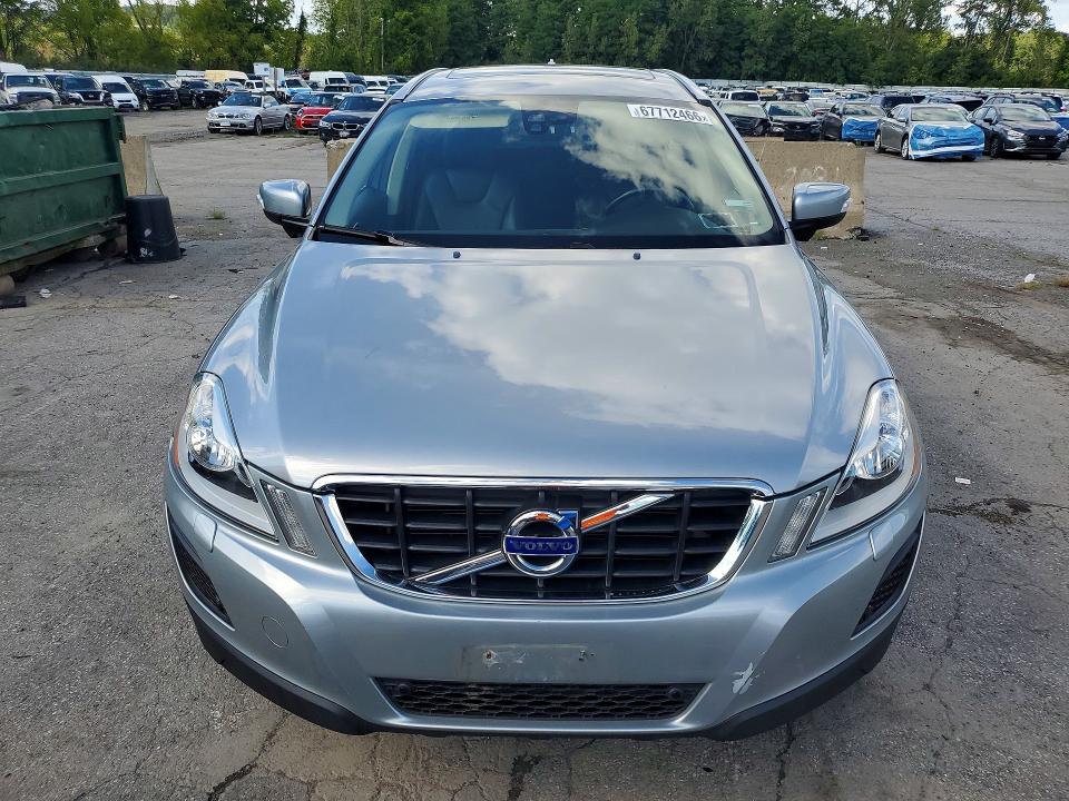 Photo 5 from auction – 2011 VOLVO XC60 with VIN YV4940DZ4B2195061