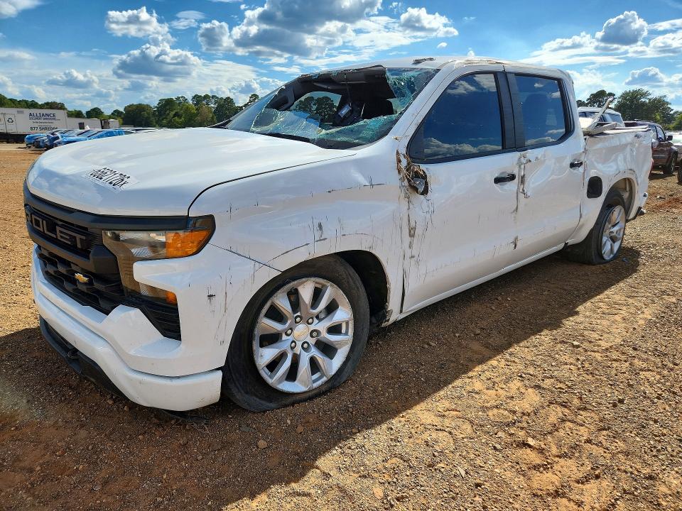 CHEVROLET SILVERADO 2022 with VIN 3GCPDBEK3NG637735 - Photo from auction