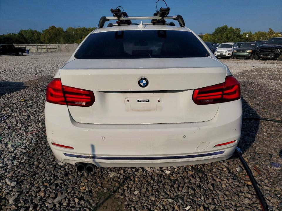 Zdjęcie 6 z aukcji – 2016 BMW 328 z VIN WBA8E9C57GK604107