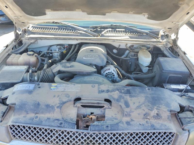 Photo 11 from auction – 2004 CHEVROLET SILVERADO with VIN 1GCEC14V94E112233