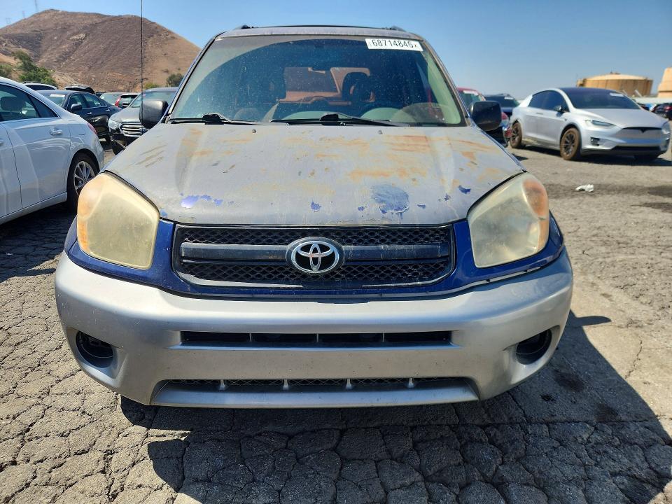 Zdjęcie 5 z aukcji – 2004 TOYOTA RAV4 z VIN JTEGD20V340046501