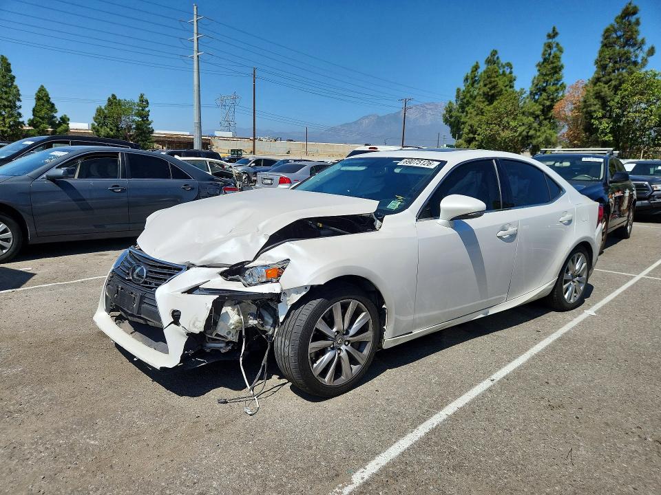 LEXUS IS 2016 z numerem VIN JTHBA1D28G5011251 - Zdjęcie z aukcji