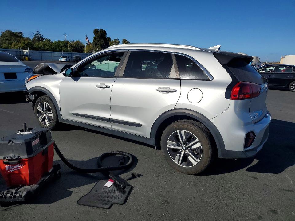 Снимка 2 от търг – 2020 KIA NIRO с VIN KNDCB3LC5L5400559