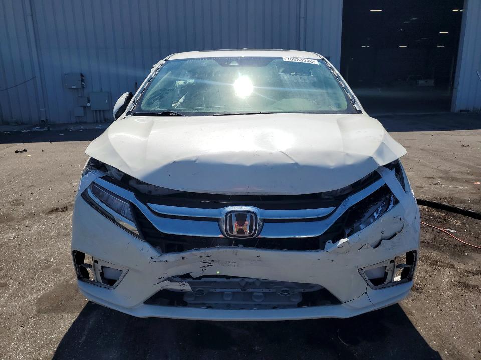 Photo 5 from auction – 2018 HONDA ODYSSEY with VIN 5FNRL6H95JB059519