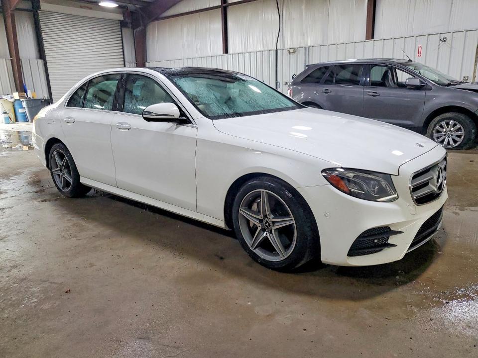 Photo 4 from auction – 2018 MERCEDES-BENZ E with VIN WDDZF4KB8JA388818