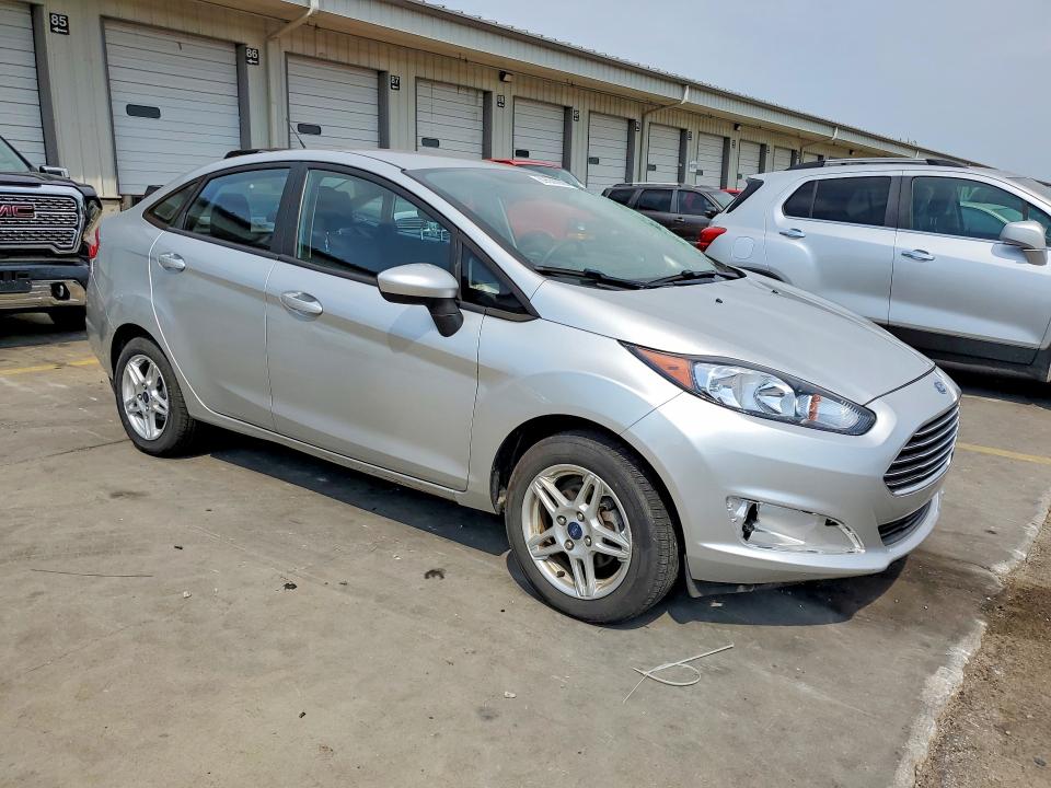 Photo 4 from auction – 2019 FORD FIESTA with VIN 3FADP4BJ3KM121086