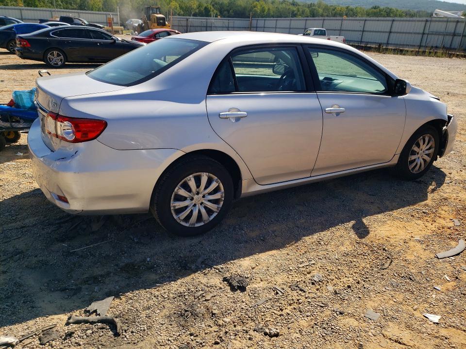 Photo 3 from auction – 2012 TOYOTA COROLLA with VIN 2T1BU4EE2CC789075