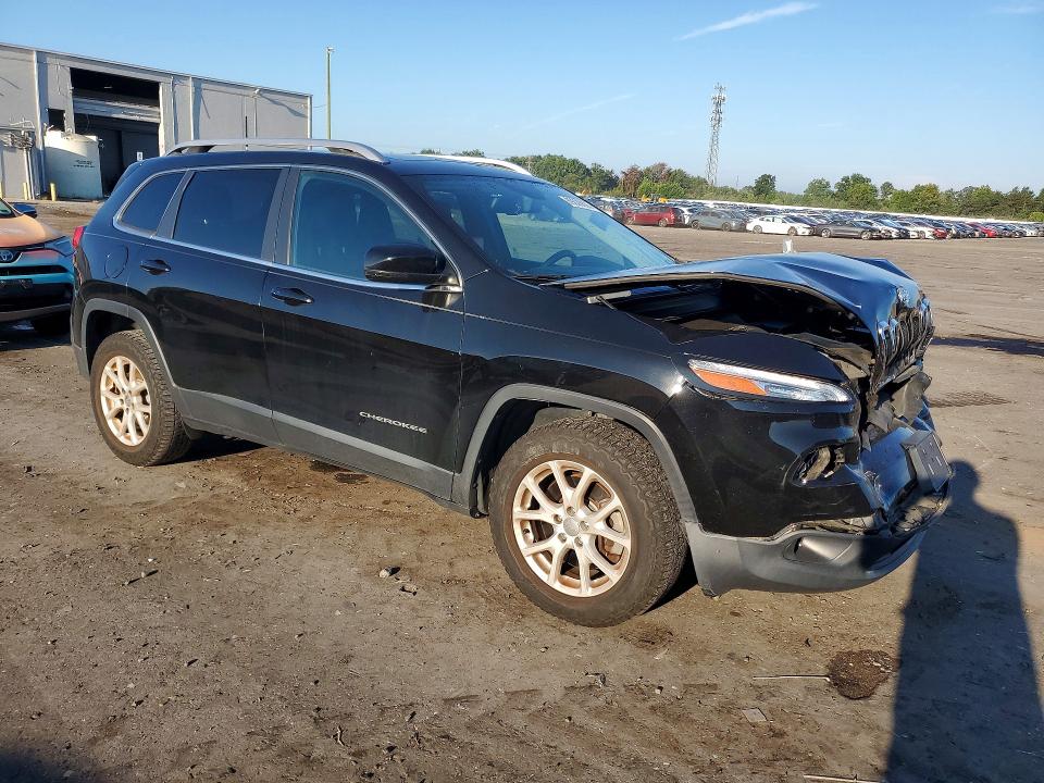 Снимка 4 от търг – 2017 JEEP CHEROKEE с VIN 1C4PJMCB4HW590972