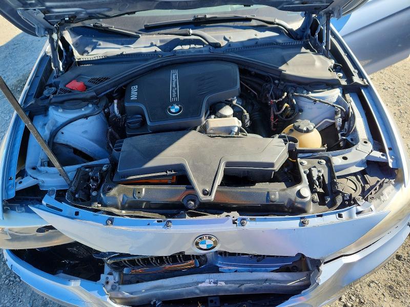 Photo 11 from auction – 2012 BMW 328 with VIN WBA3A5C57CF344776