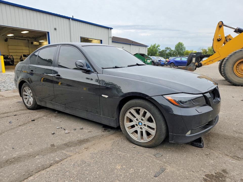 Photo 4 from auction – 2007 BMW 328 with VIN WBAVC93517K034257