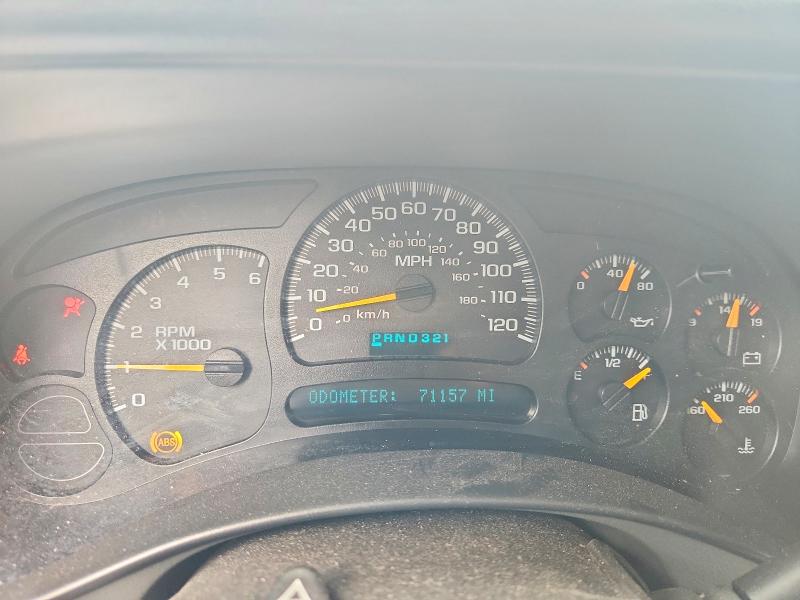 Photo 9 from auction – 2004 CHEVROLET SILVERADO with VIN 2GCEC13T841417417