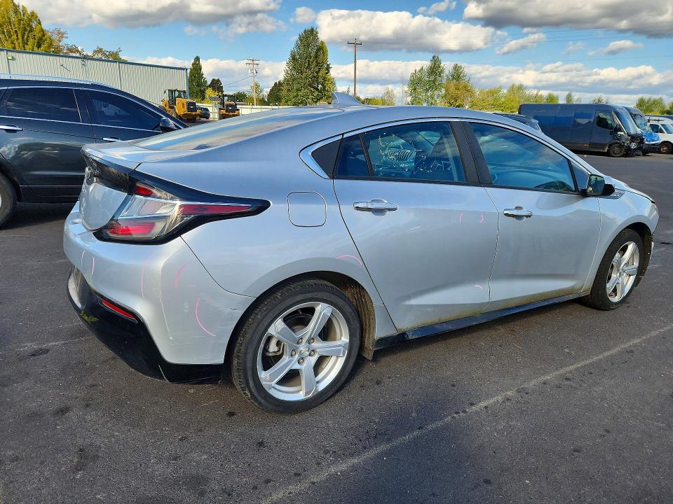Photo 3 from auction – 2017 CHEVROLET VOLT with VIN 1G1RC6S5XHU103482