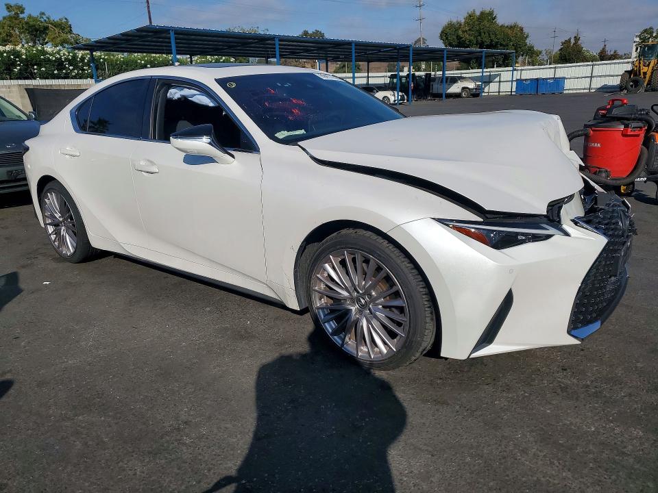 Zdjęcie 4 z aukcji – 2024 LEXUS IS 300 z VIN JTHD81F24R5052917