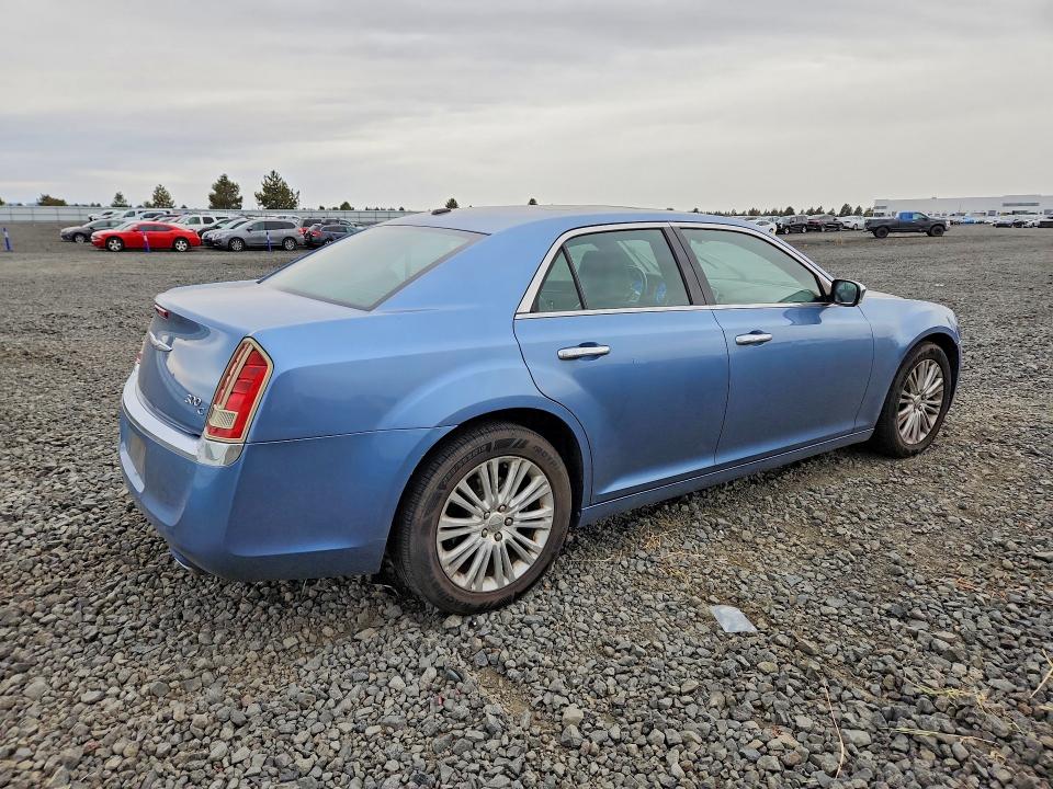 Снимка 3 от търг – 2011 CHRYSLER 300C с VIN 2C3CK6CT7BH563257