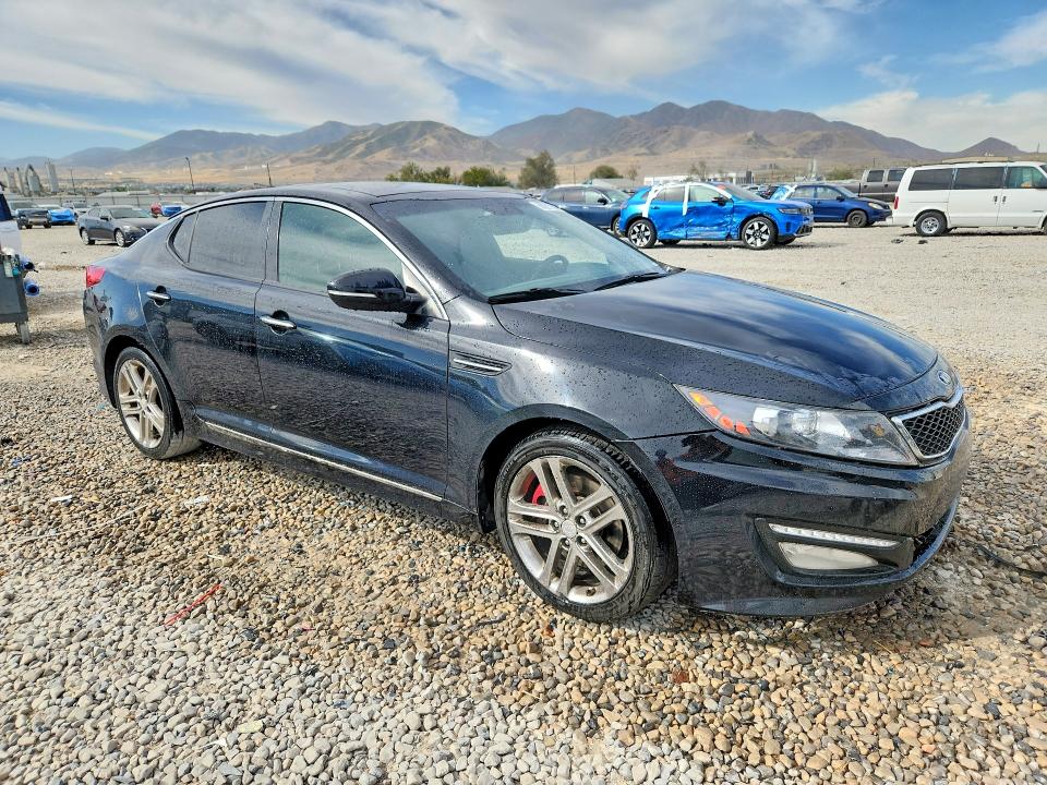Photo 4 from auction – 2013 KIA OPTIMA with VIN 5XXGR4A62DG107733