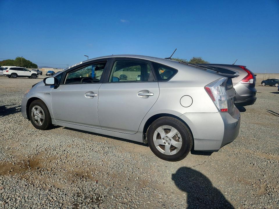 Photo 2 from auction – 2010 TOYOTA PRIUS with VIN JTDKN3DU0A0031002