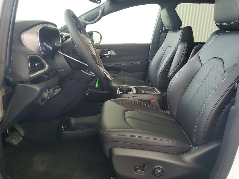 Photo 7 from auction – 2027 CHRYSLER PACIFICA with VIN 2C4RC1BG9VR579890