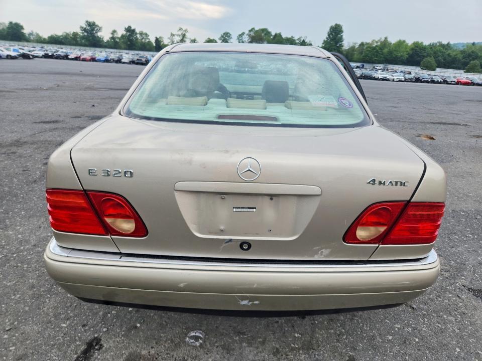 Photo 6 from auction – 1999 MERCEDES-BENZ E with VIN WDBJF82H8XX020856