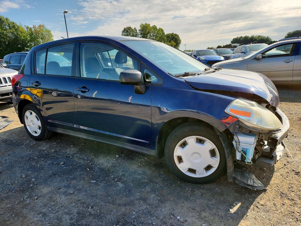 Photo 4 from auction – 2009 NISSAN VERSA with VIN 3N1BC13E69L381451