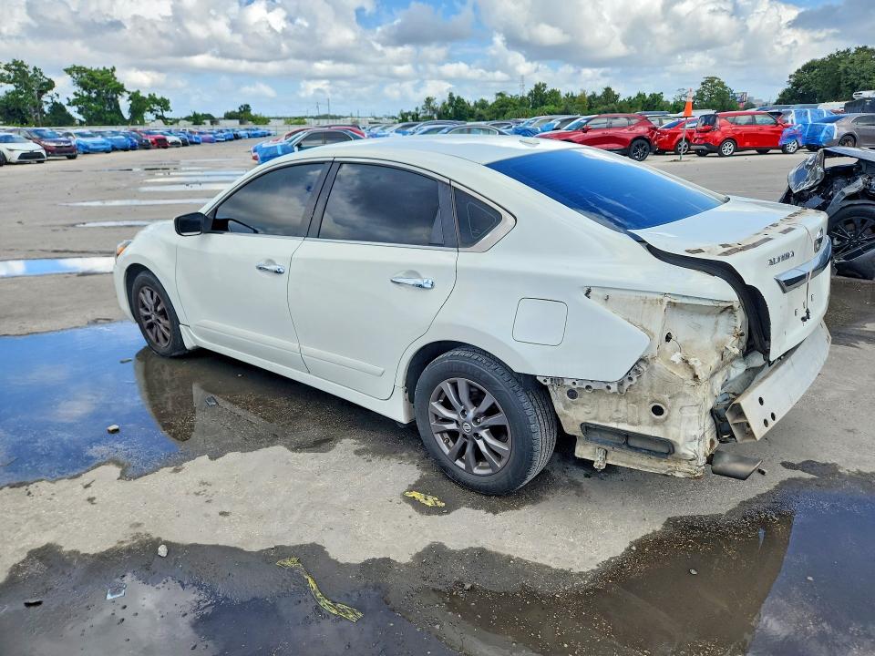 Photo 2 from auction – 2015 NISSAN ALTIMA with VIN 1N4AL3AP0FN906644