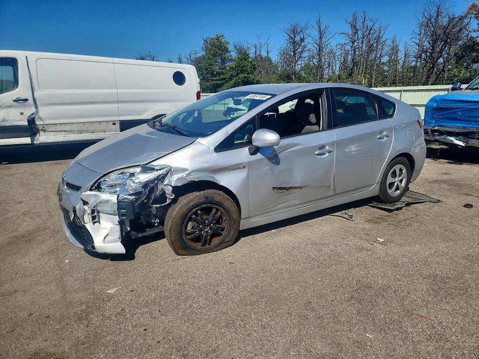 TOYOTA PRIUS 2015 with VIN JTDKN3DU2F1889167 - Photo from auction