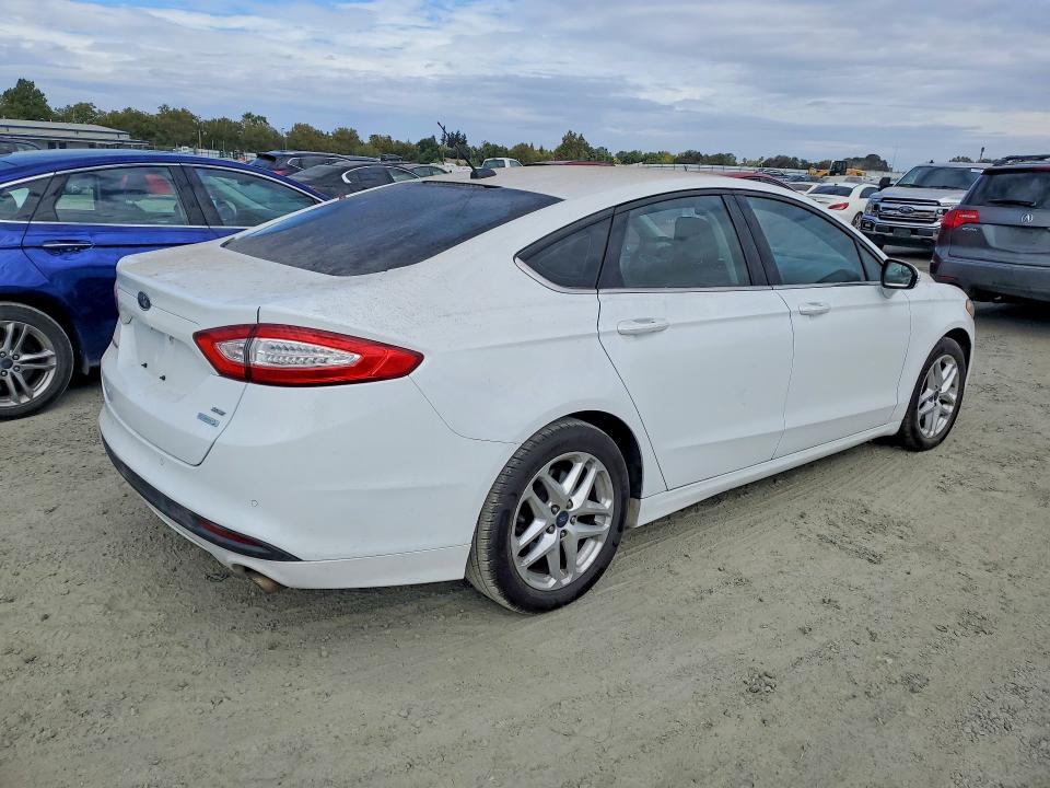 Photo 3 from auction – 2013 FORD FUSION with VIN 3FA6P0HRXDR382400