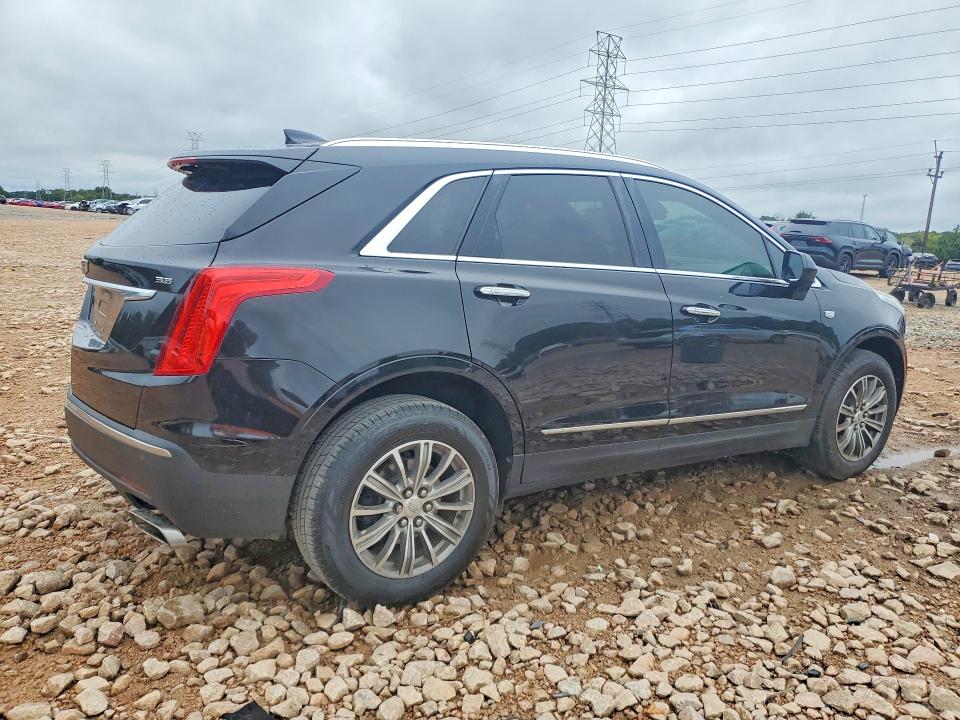 Photo 3 from auction – 2017 CADILLAC XT5 with VIN 1GYKNBRSXHZ100778
