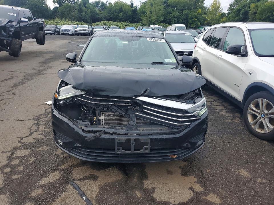 Photo 5 from auction – 2020 VOLKSWAGEN JETTA with VIN 3VWCB7BU7LM063661