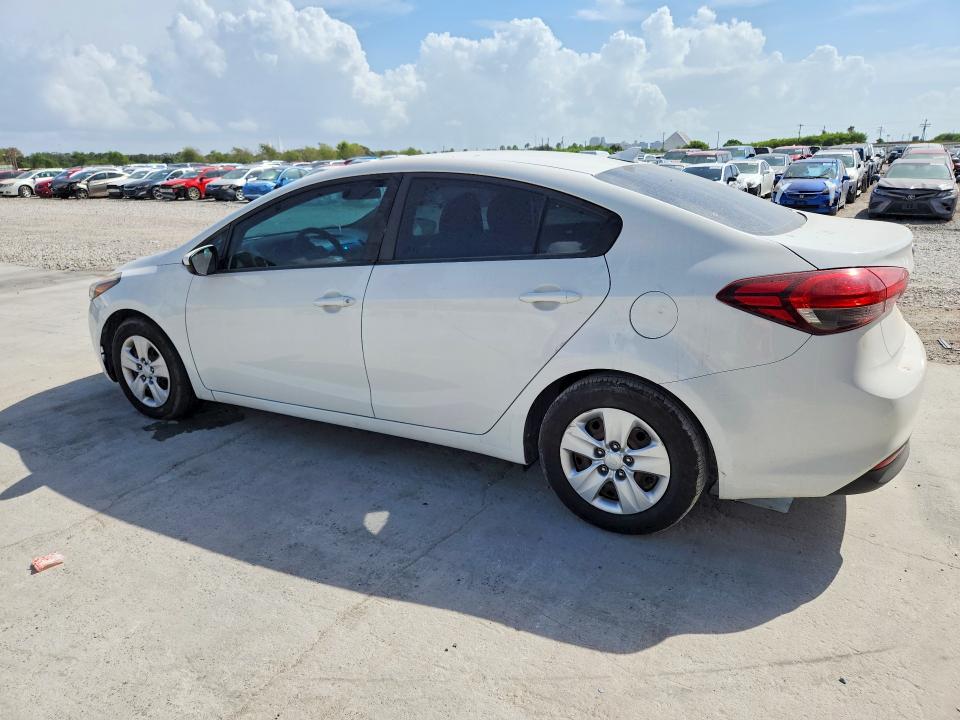 Photo 2 from auction – 2017 KIA FORTE with VIN 3KPFK4A79HE027921