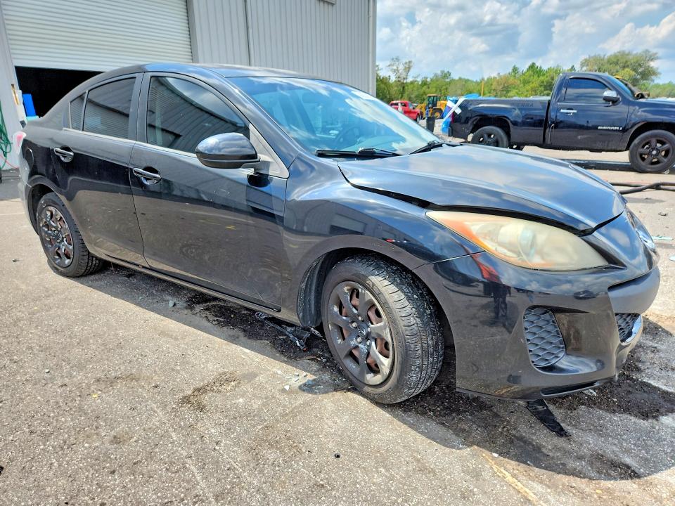 Photo 4 from auction – 2013 MAZDA 3 with VIN JM1BL1U72D1703564