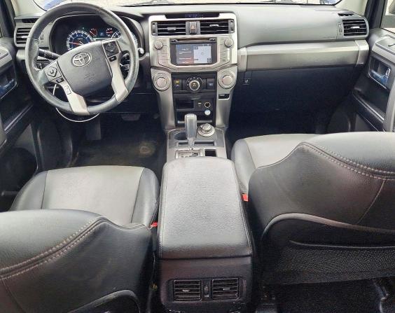 Photo 8 from auction – 2018 TOYOTA 4RUNNER with VIN JTEBU5JR7J5492825