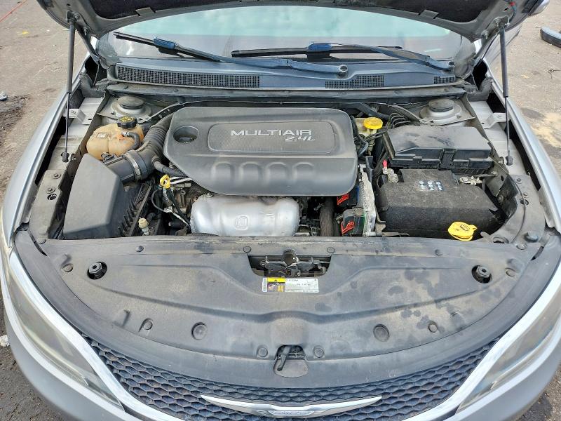 Photo 11 from auction – 2016 CHRYSLER 200 with VIN 1C3CCCAB5GN136356