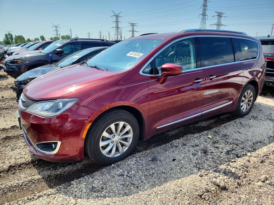 Фото 1 с аукциона – 2018 CHRYSLER PACIFICA с VIN 2C4RC1BG0JR294523