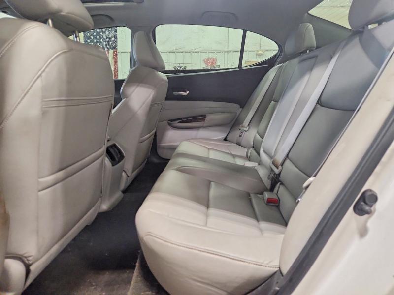 Фото 10 с аукциона – 2015 ACURA TLX с VIN 19UUB1F38FA005261