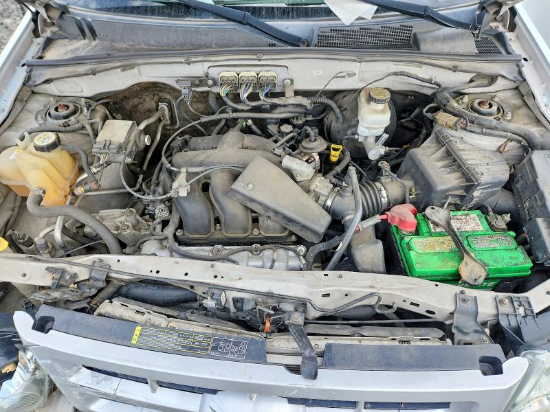 Photo 12 from auction – 2008 FORD ESCAPE with VIN 1FMCU94108KA09172