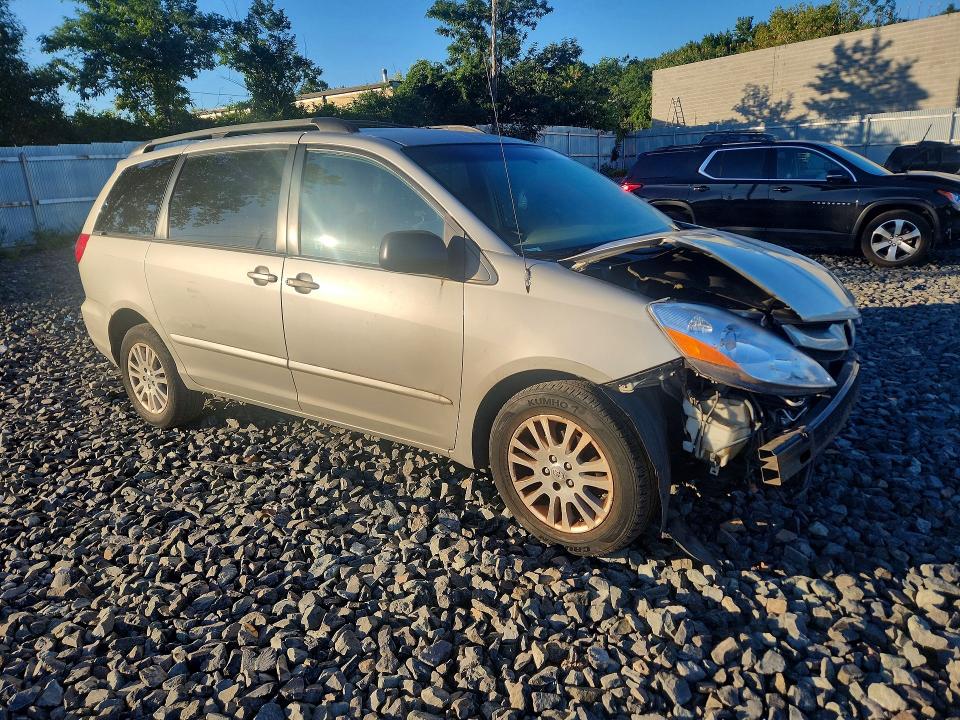 Photo 4 from auction – 2007 TOYOTA SIENNA with VIN 5TDBK23C27S003686