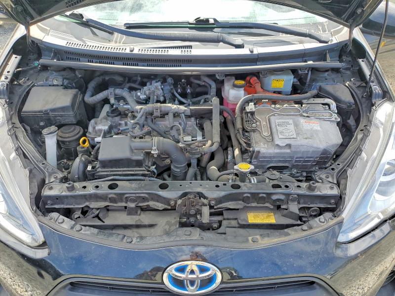 Photo 12 from auction – 2015 TOYOTA PRIUS C with VIN JTDKDTB33F1583737