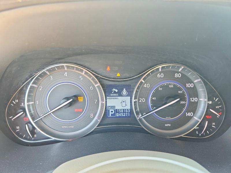 Photo 9 from auction – 2011 INFINITI QX56 with VIN JN8AZ2NF5B9502041