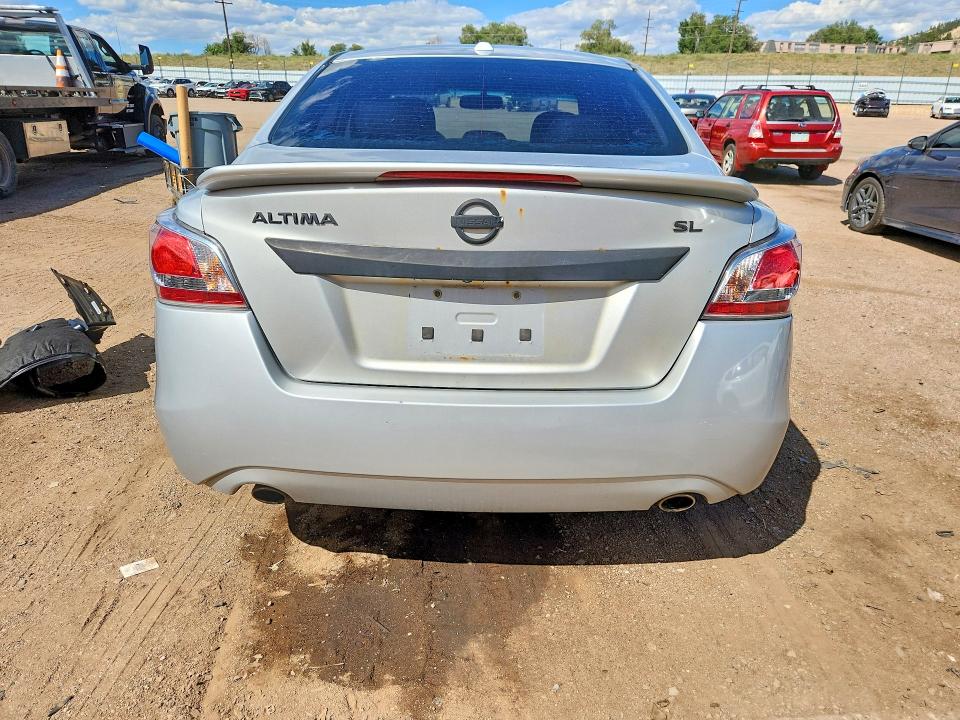 Photo 6 from auction – 2015 NISSAN ALTIMA with VIN 1N4AL3APXFN335499