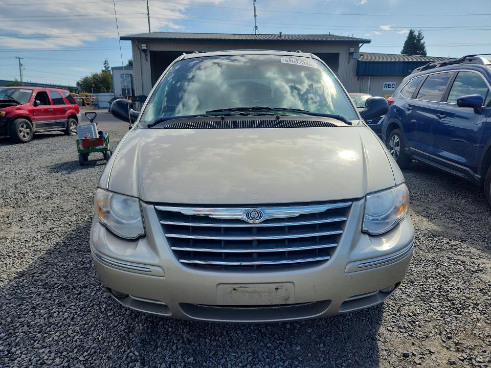 Снимка 5 от търг – 2006 CHRYSLER TOWN & COUNTRY с VIN 2A8GP64L46R800972