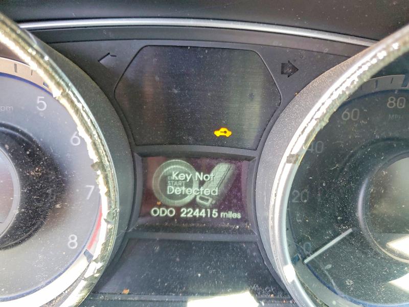 Photo 9 from auction – 2011 HYUNDAI SONATA with VIN 5NPEC4AC7BH275304