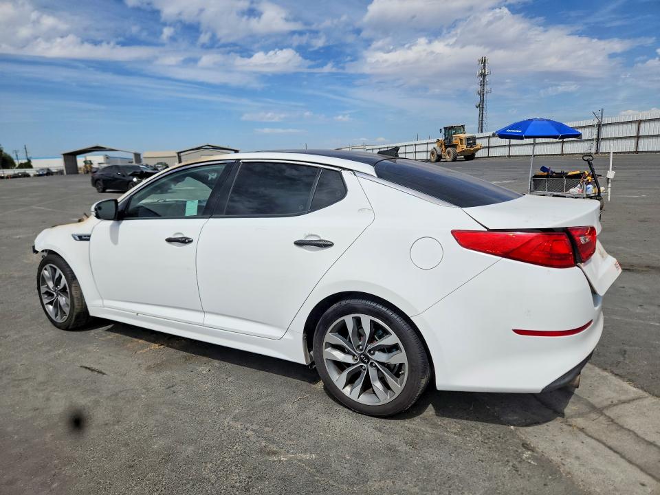 Photo 2 from auction – 2015 KIA OPTIMA with VIN 5XXGR4A67FG365913