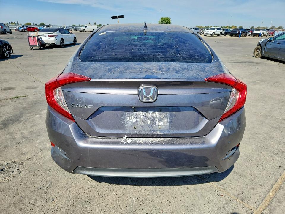 Снимка 6 от търг – 2017 HONDA CIVIC с VIN 19XFC2F73HE216994