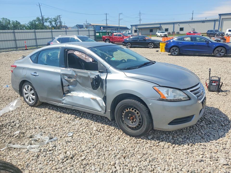 Photo 4 from auction – 2014 NISSAN SENTRA with VIN 3N1AB7AP0EL669708