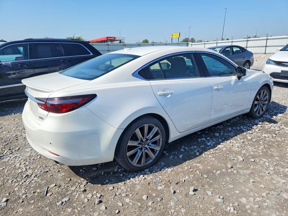 Снимка 3 от търг – 2018 MAZDA 6 с VIN JM1GL1XY0J1318560