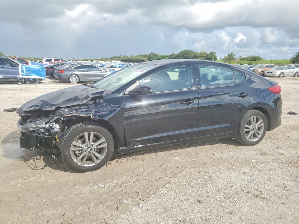 HYUNDAI ELANTRA 2018 с VIN 5NPD84LF6JH292811 - Снимка от търг