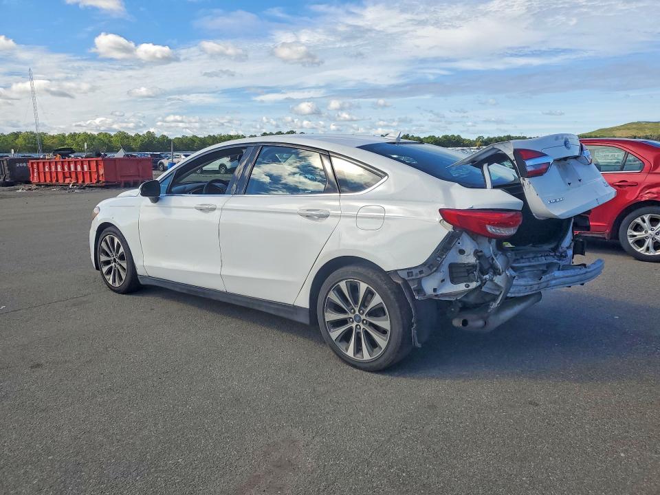 Photo 2 from auction – 2020 FORD FUSION with VIN 3FA6P0T97LR176571