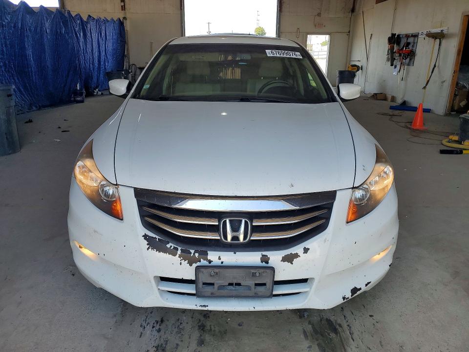 Photo 5 from auction – 2012 HONDA ACCORD with VIN 1HGCP3F82CA021570