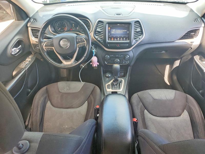 Photo 8 from auction – 2014 JEEP CHEROKEE with VIN 1C4PJMCS2EW223340