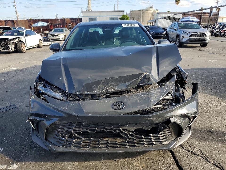 Снимка 5 от търг – 2025 TOYOTA CAMRY с VIN 4T1DAACK9SU118766
